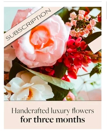 Handcrafted Luxury Flower Subscription Flower Arrangement