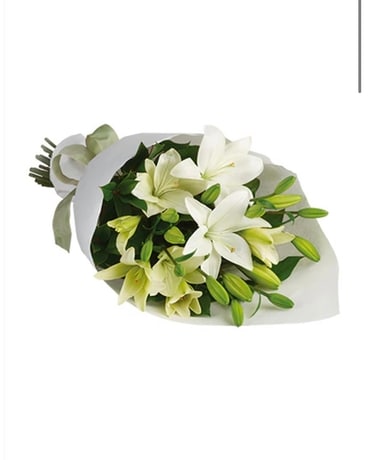 The Ivory Flower Arrangement