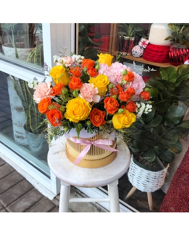 Sweetest love Flower Box Flower Arrangement