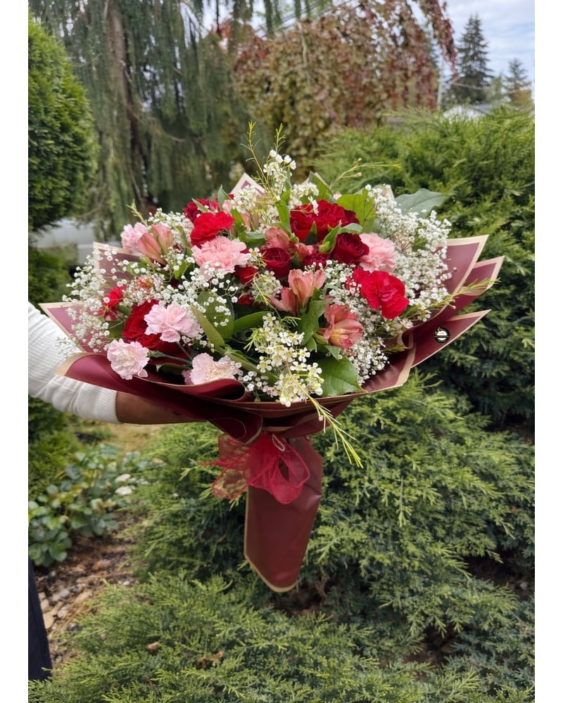 Flowers for Love & Romance Delivery Surrey BC - Daisy's Flower