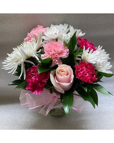 PRETTY PINK AND WHITE Flower Arrangement
