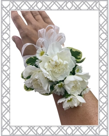 Simply Sweet Corsage