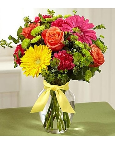 Roses and Gerbs Flower Arrangement