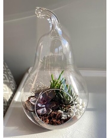 New Pear Terrarium Flower Arrangement