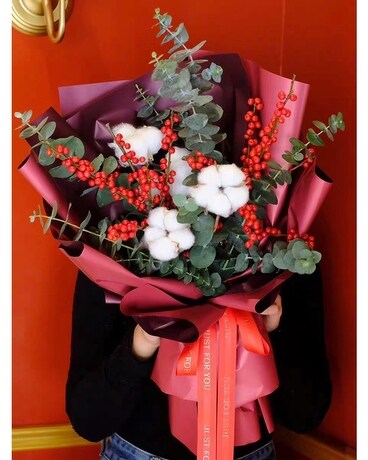 Holiday Bouquet Flower Arrangement