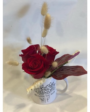 Yes we Love you Mom Flower Arrangement