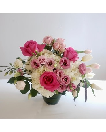 Mila Flower Arrangement