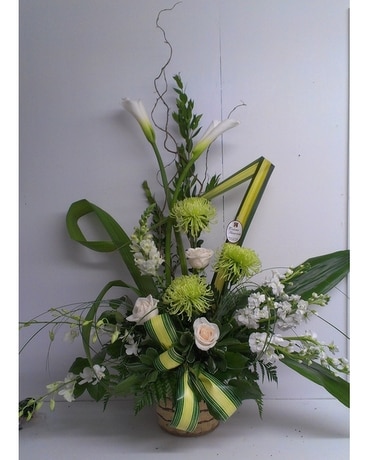 Moisan Fleuriste Sympathy Arrangement
