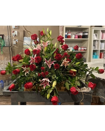 Lily Rose Star Blanket Funeral Arrangement