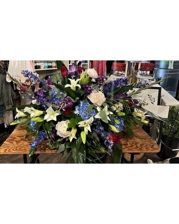 Shades of the Valley Sympathy Arrangement