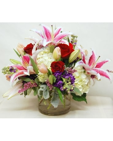 Inglis' Love's Addiction Bouquet Flower Arrangement