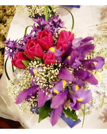 Iris Eyes Are Smiling Flower Arrangement