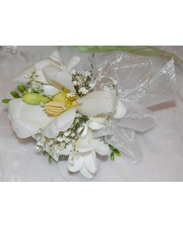 Silky White Flower Arrangement