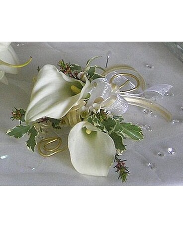 Two Mini Callas Flower Arrangement