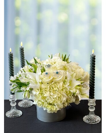 White Holiday - Premium Flower Arrangement
