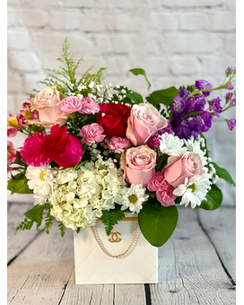 Chic Mom Flower Arrangement