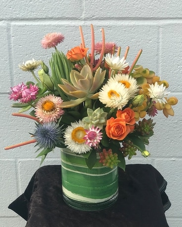 JFS-102 Flower Arrangement