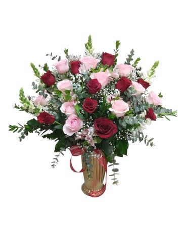Stunning Beauty ~ Vase Arrangement Flower Arrangement