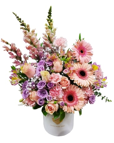 Poppy Pinks ~ Box Arrangement Flower Arrangement