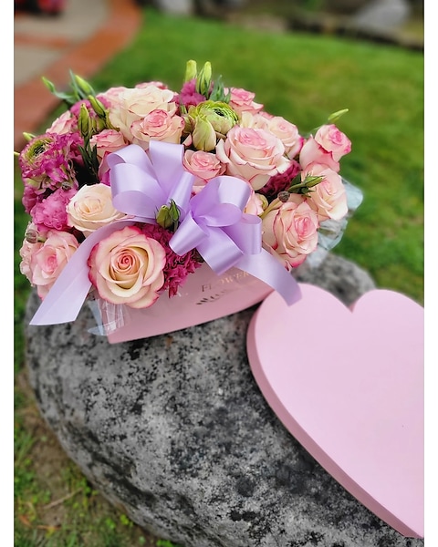 Lisianthus and Spray Roses Heart Box