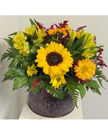 Ol' Yeller Flower Arrangement