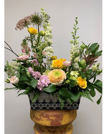 Elegant Garden Flower Arrangement