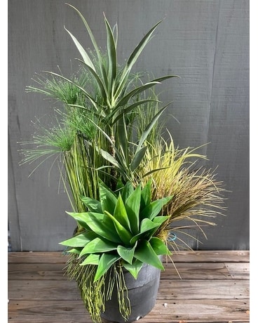 Tropical Grass Garden Flower Arrangement