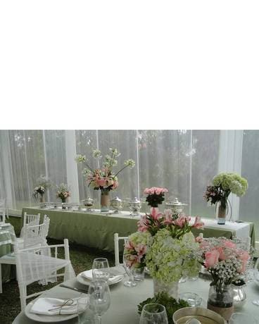 Green & Pink Wedding Arrangement