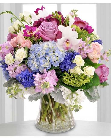 Jolie Flowers Flower Arrangement