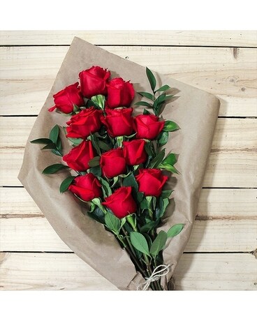 1 Dozen Roses Flower Arrangement