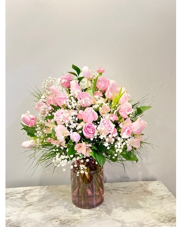 Perfect pink Flower Arrangement