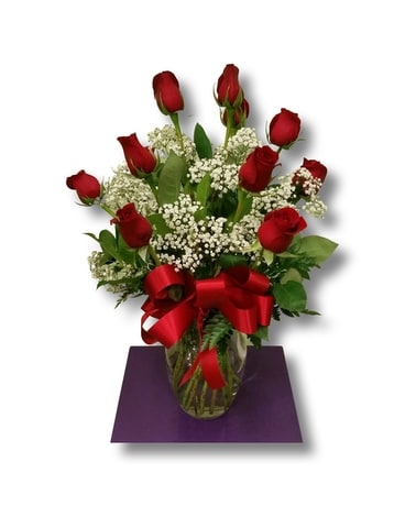 The Classic Dozen Flower Arrangement