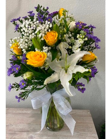 Deepest Sympathy! Flower Arrangement