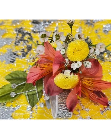 Shimmery Light Flower Arrangement