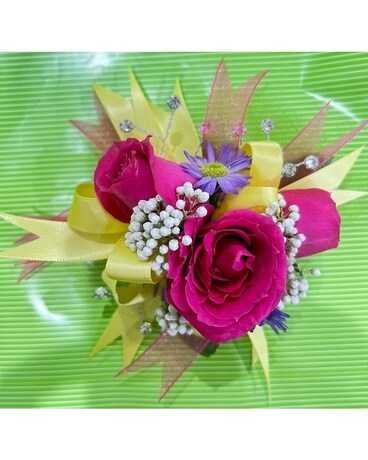 Hot pink! Flower Arrangement