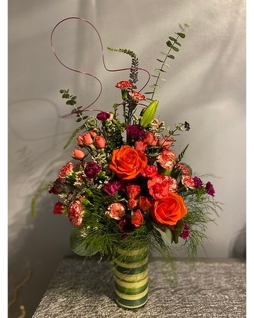 So Bright and Beautiful! Flower Arrangement