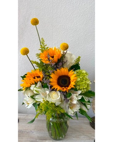 Brighten your day with cheerful sunflowers! Flower Arrangement