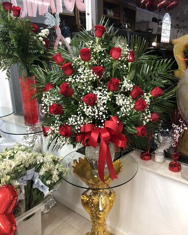18 RED ROSE XXL ARRANGEMENT Flower Arrangement