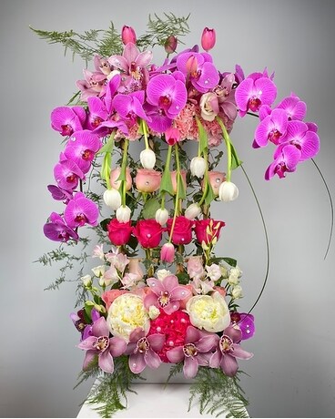 Luxury - Fantasy Flower Arrangement