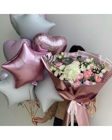 Romance Bouquet Flower Arrangement