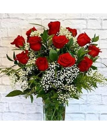 Classic Dozen Roses Flower Arrangement
