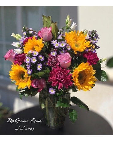 Summer Bliss Flower Arrangement