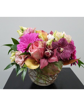 Blue Ridge Blooms Flower Arrangement