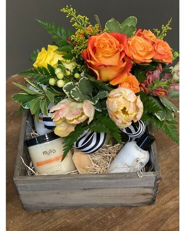 Spa Crate: Grapefruit Gift Basket