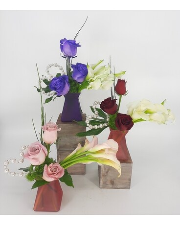 FOR THE LOVE OF CALLA Flower Arrangement