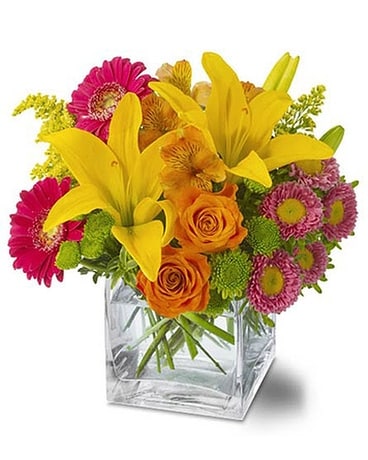 Sunny and Bright Flower Arrangement