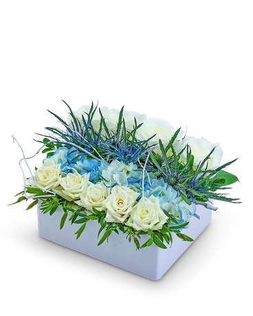 Ocean Love Pave Flower Arrangement