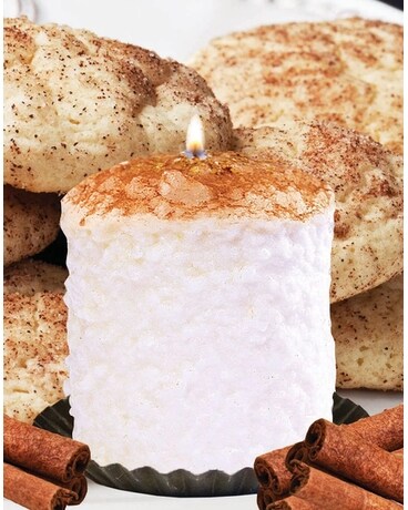 Snickerdoodle Hearth Candle (Warm Glow Candle) Flower Arrangement