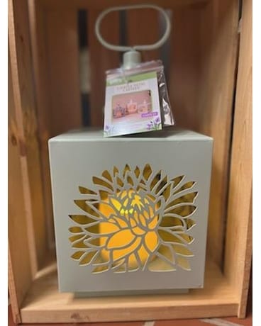 Lighted Metal Lantern Gifts