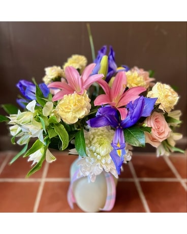 Spring Fling Flower Arrangement